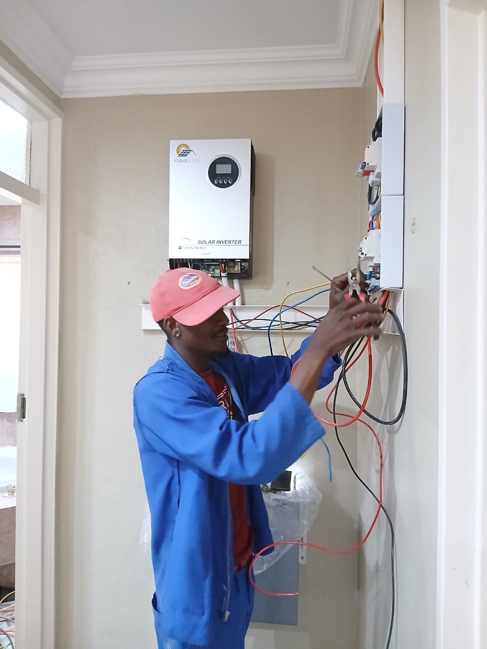 certified technitians installing high-efficiency solar panels