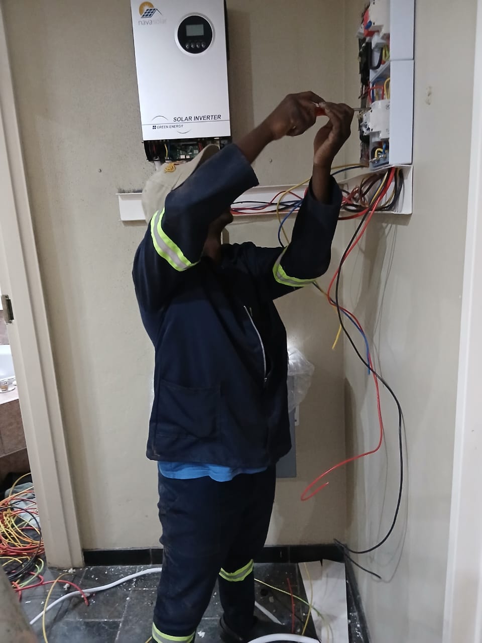 certified technitians installing high-efficiency solar panels